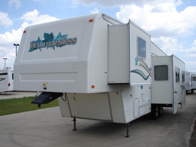 2000 Fleetwood Wilderness